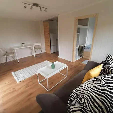 Ferienhaus Sommer-naturhäuschen In Den Rollsdorfer Weinbergen